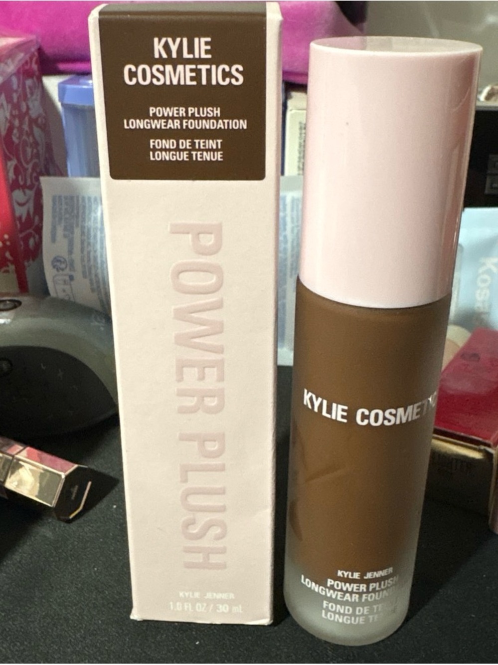 Kylie Cosmetics Power Plush Longwear Foundation 10N